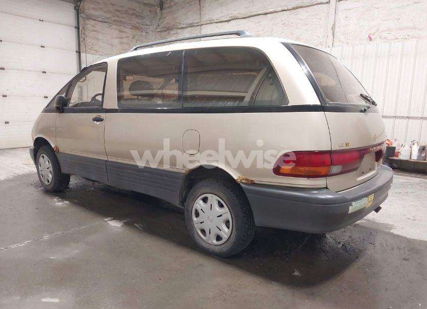 Photo 3 of 1997 Toyota Previa DX S/C (VIN JT3HK22M3V1067433)