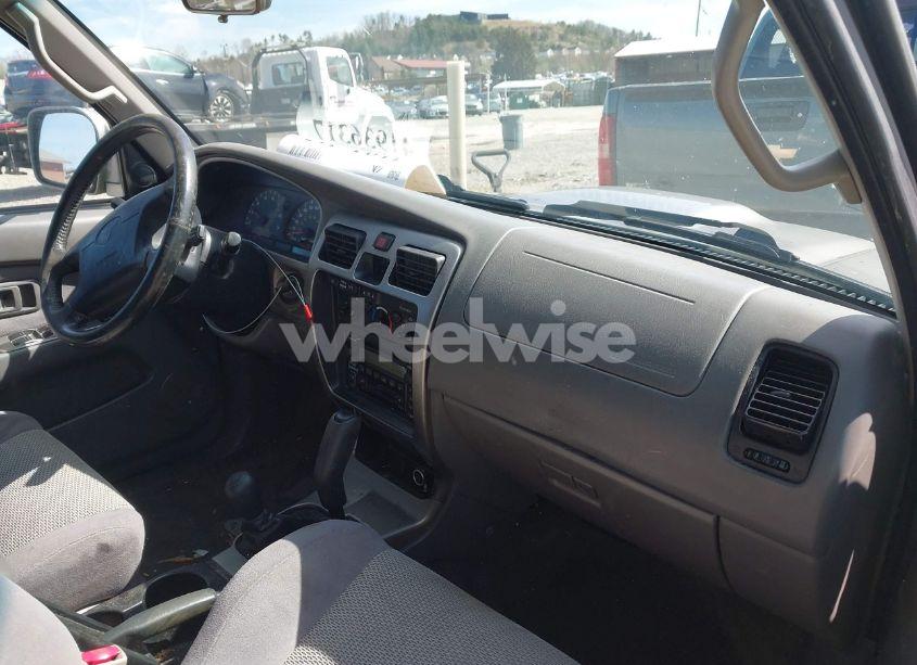 Photo 5 of 2002 Toyota 4runner SR5 V6 (VIN JT3HN86R320387787)