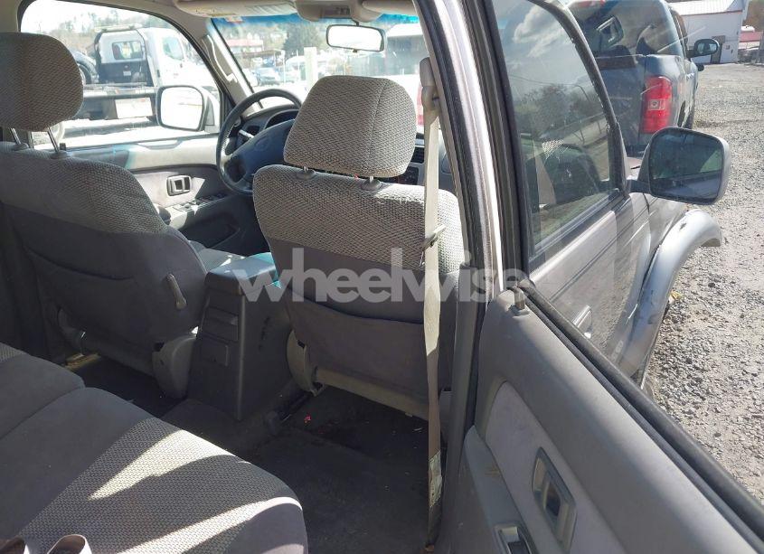 Photo 8 of 2002 Toyota 4runner SR5 V6 (VIN JT3HN86R320387787)