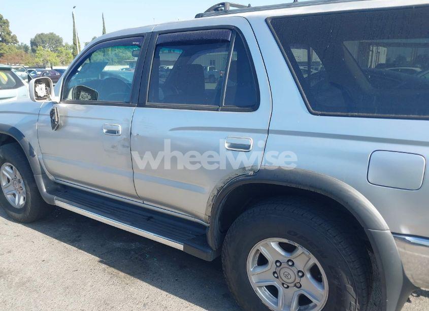 Photo 6 of 2001 Toyota 4runner SR5 V6 (VIN JT3HN86R710336811)