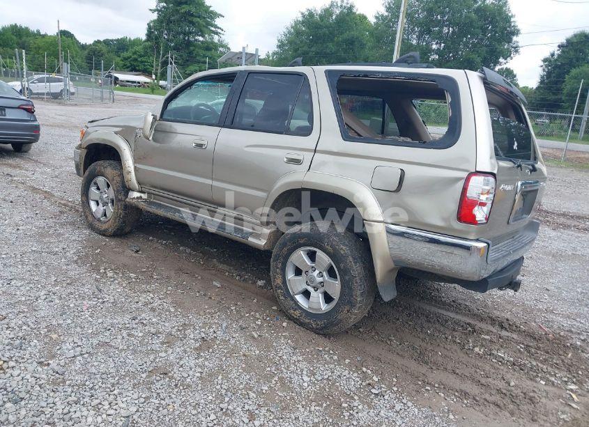 Photo 3 of 2002 Toyota 4runner SR5 V6 (VIN JT3HN86R729076942)