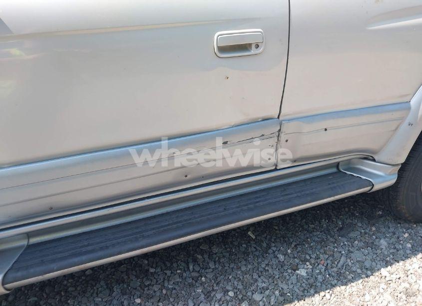 Photo 6 of 1998 Toyota 4runner SR5 V6 LIMITED (VIN JT3HN87R6W9018342)