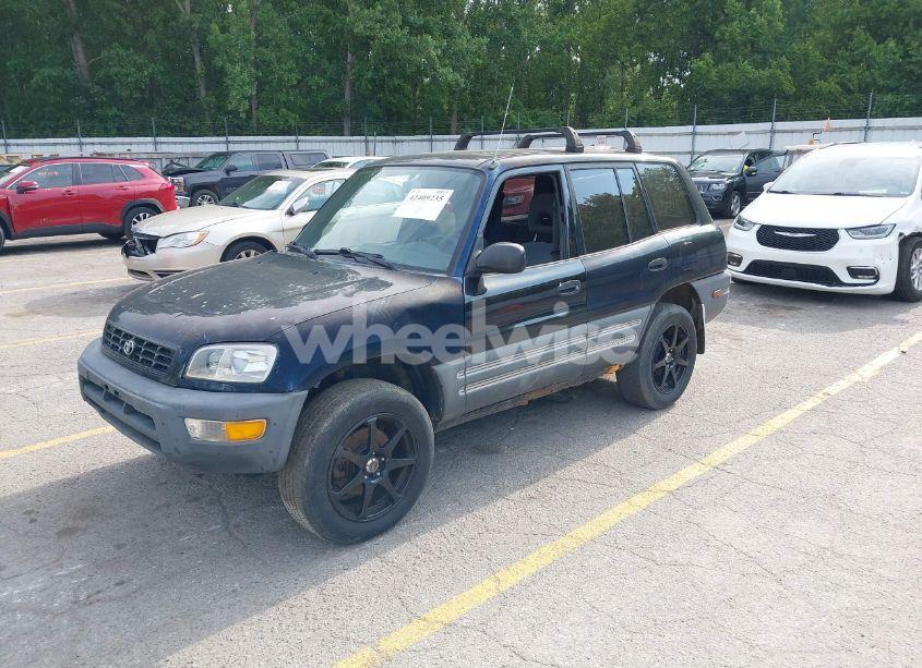 Photo 2 of 1999 Toyota Rav4 (VIN JT3HP10V2X7120498)