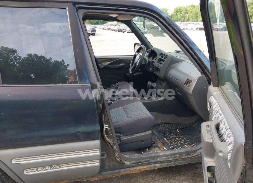 Photo 5 of 1999 Toyota Rav4 (VIN JT3HP10V2X7120498)