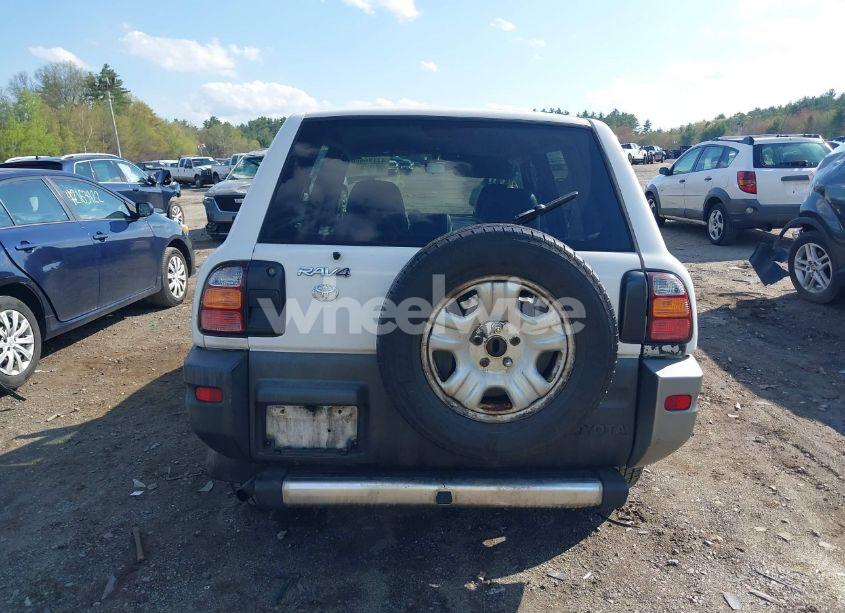 Photo 16 of 1998 Toyota Rav4 (VIN JT3HP10VXW7082369)
