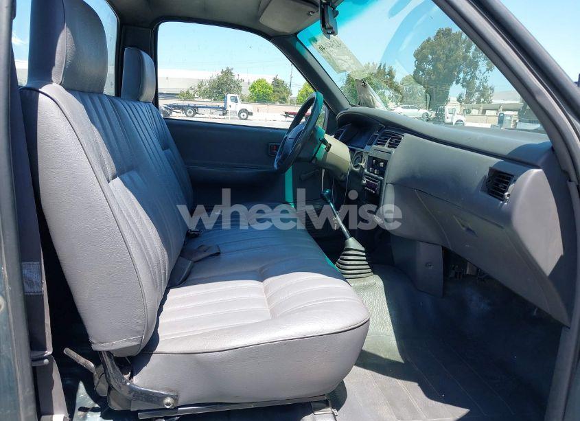 Photo 5 of 1996 Toyota T100 (VIN JT4JM11D2T0010937)