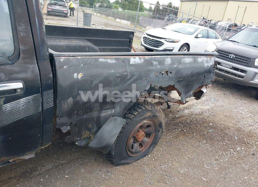 Photo 12 of 1989 Toyota Pickup 1/2 TON SHT WHEELBASE DLX (VIN JT4RN01P3K4014605)