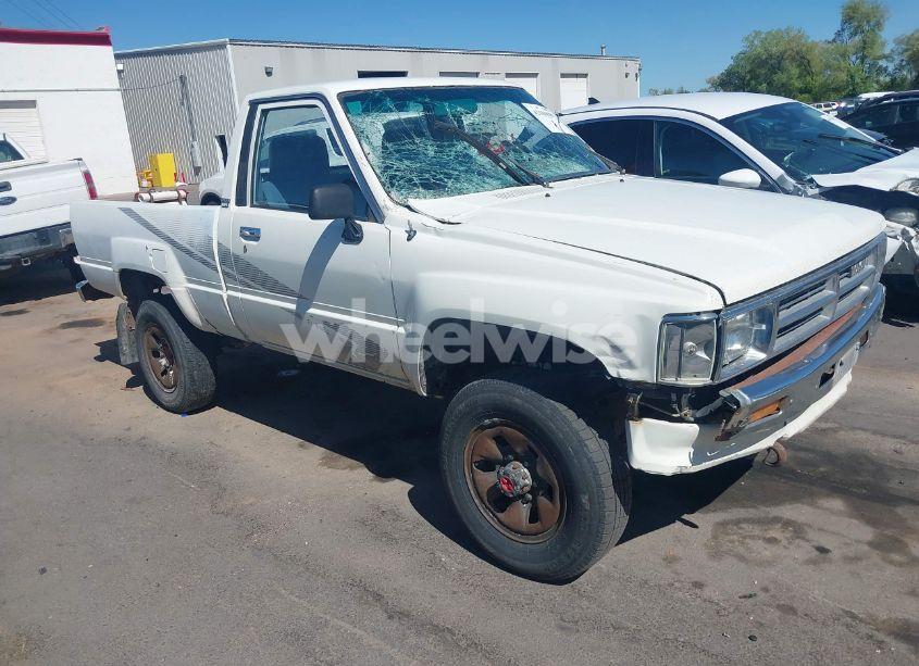 1988 Toyota Pickup RN63 STD (VIN JT4RN63A8J0229589) main photo