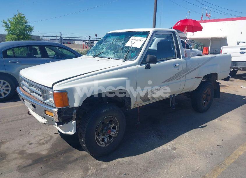 Photo 2 of 1988 Toyota Pickup RN63 STD (VIN JT4RN63A8J0229589)