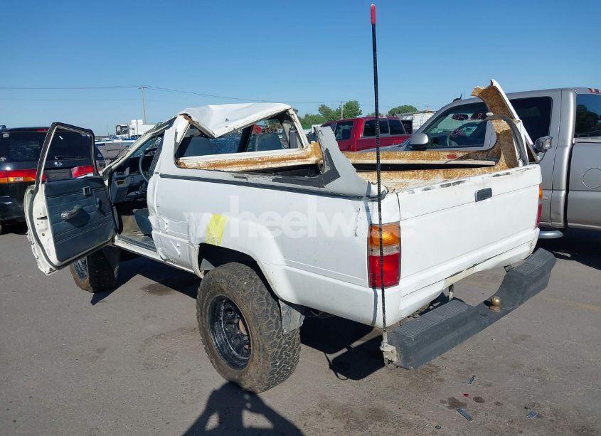 Photo 3 of 1987 Toyota Pickup RN63 STD (VIN JT4RN63R0H5030636)