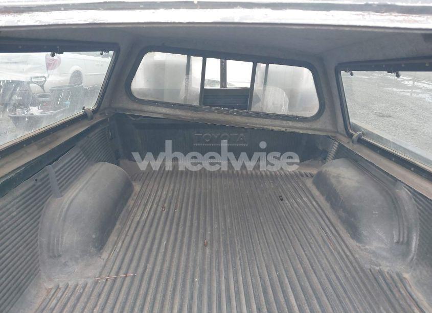 Photo 8 of 1991 Toyota Pickup 1/2 TON SHORT WHEELBASE (VIN JT4RN81A5M0073966)