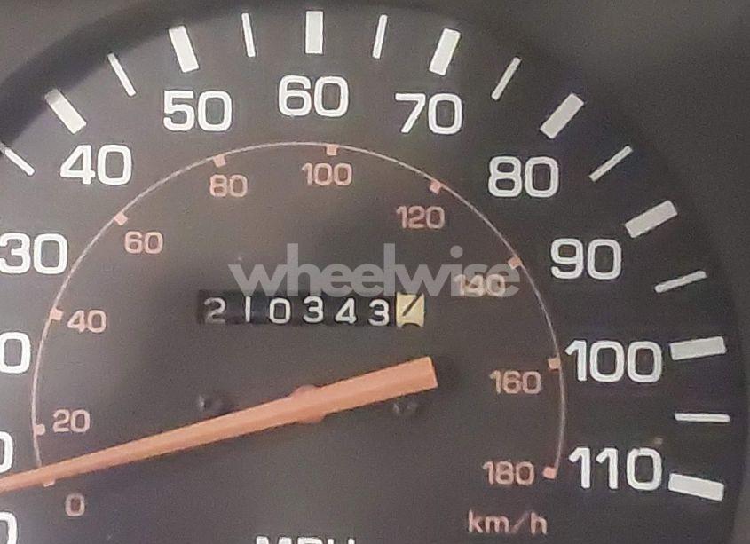 Photo 12 of 1989 Toyota Pickup 1/2 TON SHT WHEELBASE DLX (VIN JT4RN81P2K5030402)