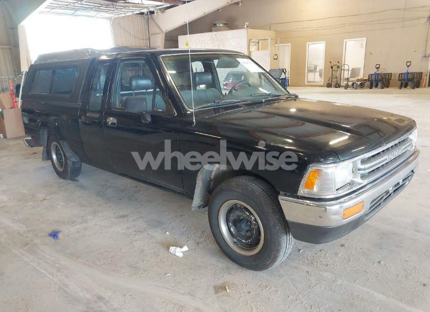 1991 Toyota Pickup 1/2 TON EX LNG WHLBSE DLX (VIN JT4RN93P7M5029610) main photo