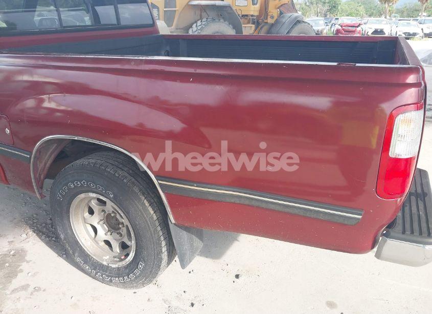 Photo 13 of 1997 Toyota T100 DX V6 (VIN JT4TN12D4V0029402)