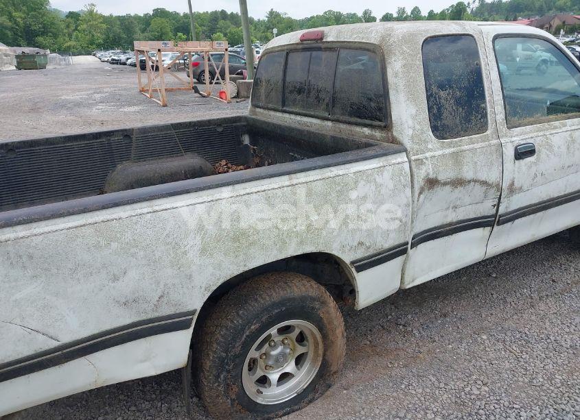 Photo 6 of 1997 Toyota T100 DX V6 (VIN JT4TN12D9V0033820)