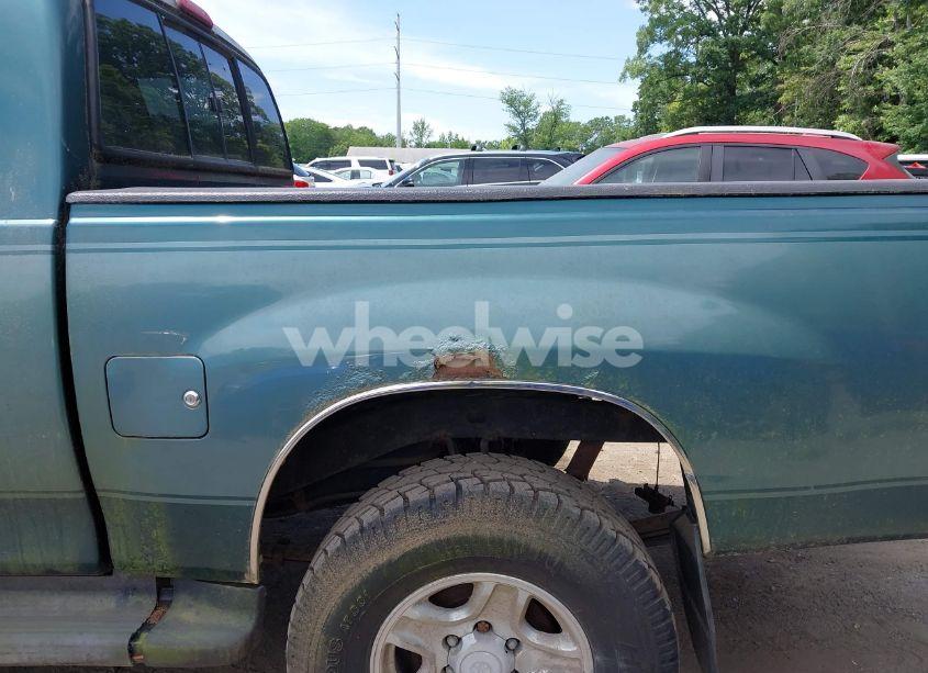 Photo 6 of 1997 Toyota T100 SR5 V6 (VIN JT4UN24D7V0038506)