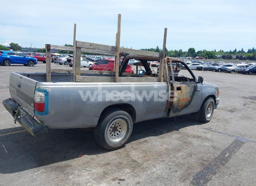 Photo 4 of 1993 Toyota T100 (VIN JT4VD10A7P0013959)