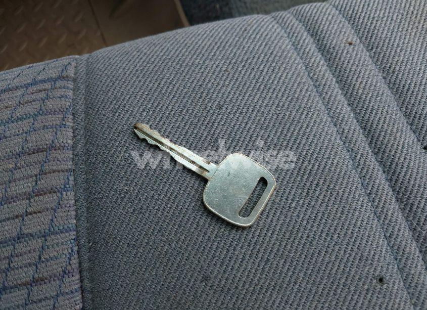 Photo 11 of 1993 Toyota T100 SR5 (VIN JT4VD10C2P0008010)