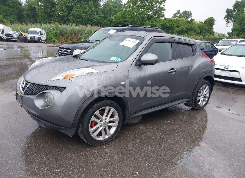 Photo 2 of 2011 Nissan Juke SV (VIN JT4VD11E5S0******)