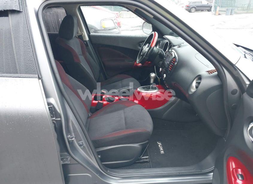 Photo 5 of 2011 Nissan Juke SV (VIN JT4VD11E5S0******)