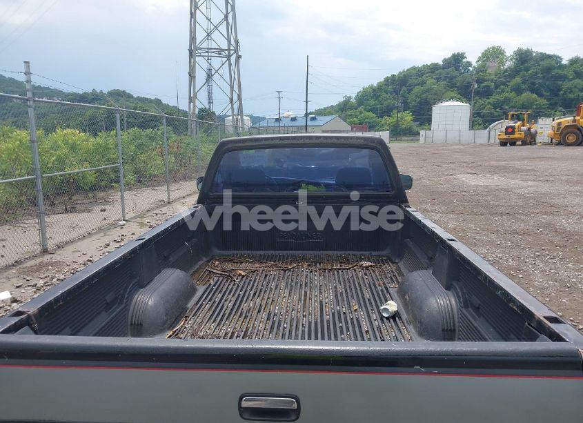 Photo 8 of 1993 Toyota T100 (VIN JT4VD20A4P0010572)