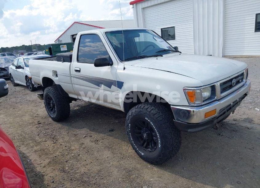 1992 Toyota Pickup 1/2 TON SHT WHEELBASE DLX (VIN JT4VN01D6N0006014) main photo