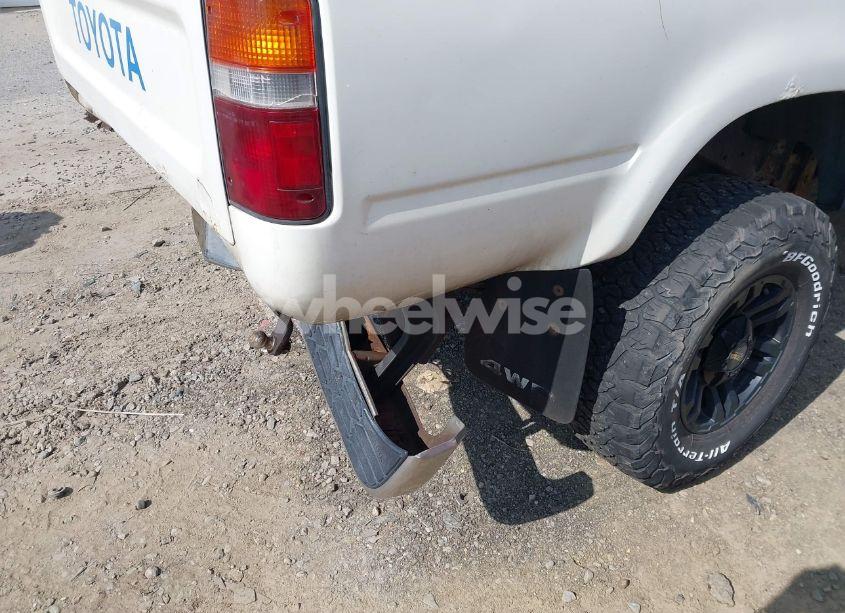 Photo 13 of 1992 Toyota Pickup 1/2 TON SHT WHEELBASE DLX (VIN JT4VN01D6N0006014)