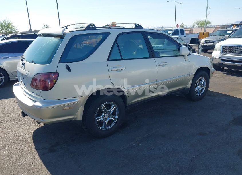 Photo 4 of 1999 Lexus Rx 300 (VIN JT6GF10U2X0011802)
