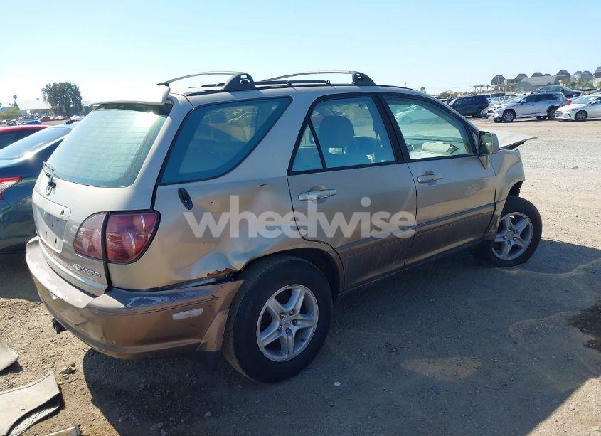 Photo 4 of 1999 Lexus Rx 300 (VIN JT6GF10U2X0020127)