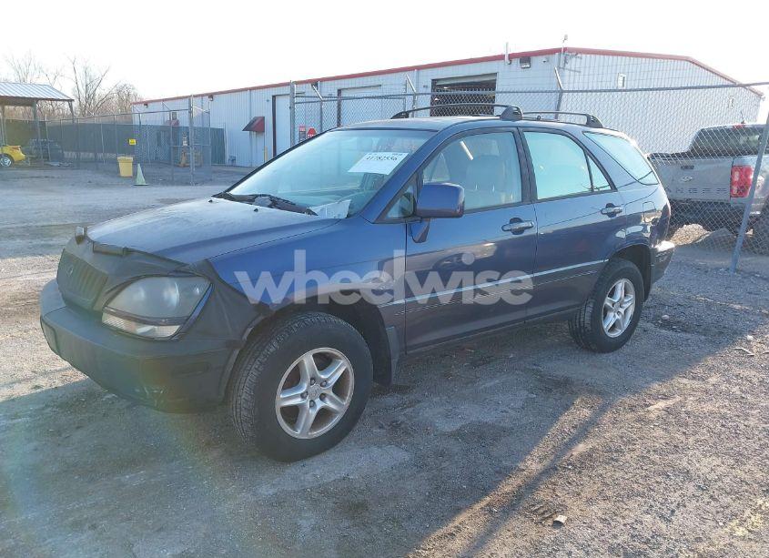 Photo 2 of 1999 Lexus Rx 300 (VIN JT6HF10U1X0006823)