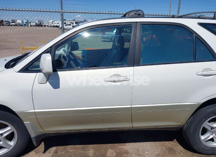 Photo 14 of 1999 Lexus Rx 300 (VIN JT6HF10U6X0086670)