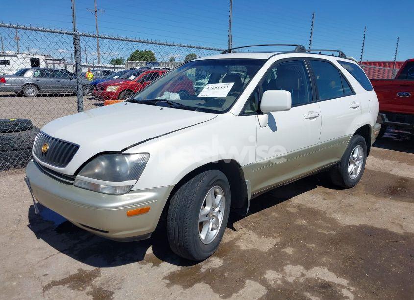 Photo 2 of 1999 Lexus Rx 300 (VIN JT6HF10U6X0086670)