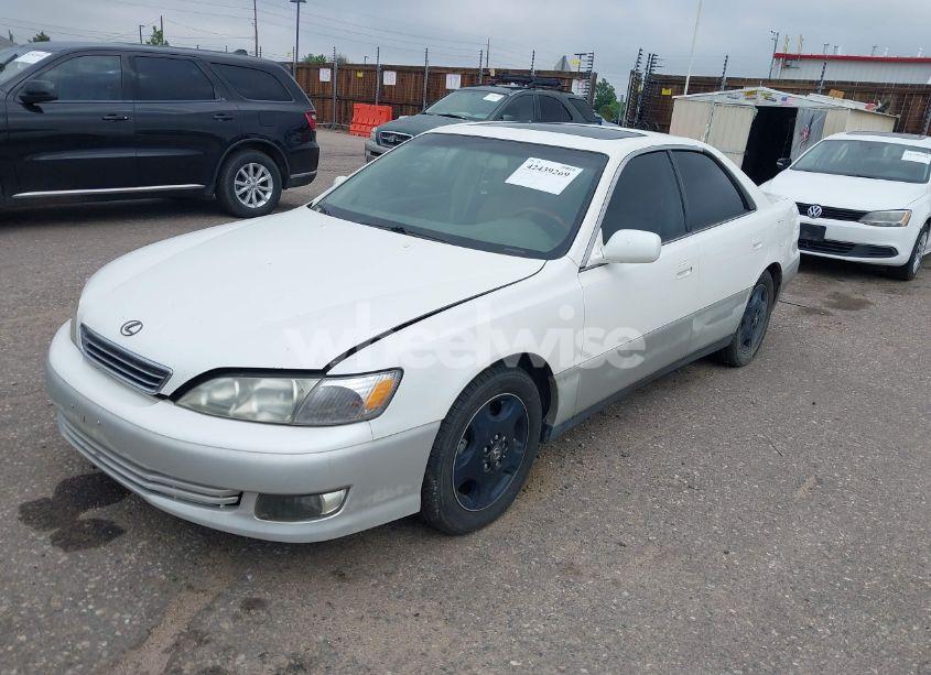 Photo 2 of 2001 Lexus Es 300 (VIN JT8BF28G210320831)