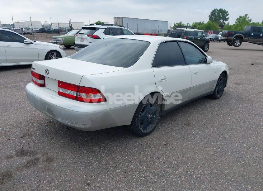 Photo 4 of 2001 Lexus Es 300 (VIN JT8BF28G210320831)