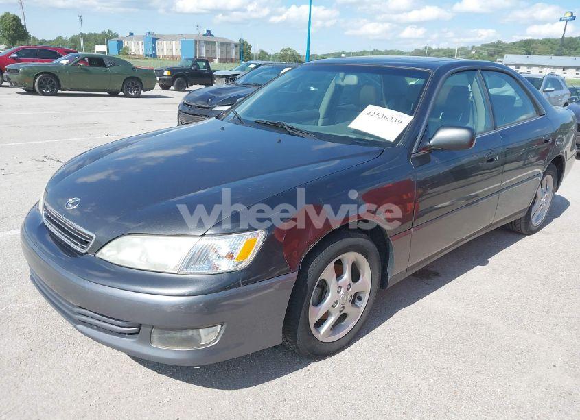 Photo 2 of 2001 Lexus Es 300 (VIN JT8BF28G210342084)