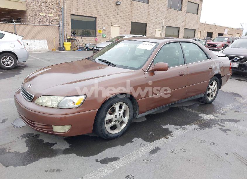 Photo 2 of 2001 Lexus Es 300 (VIN JT8BF28G310340604)