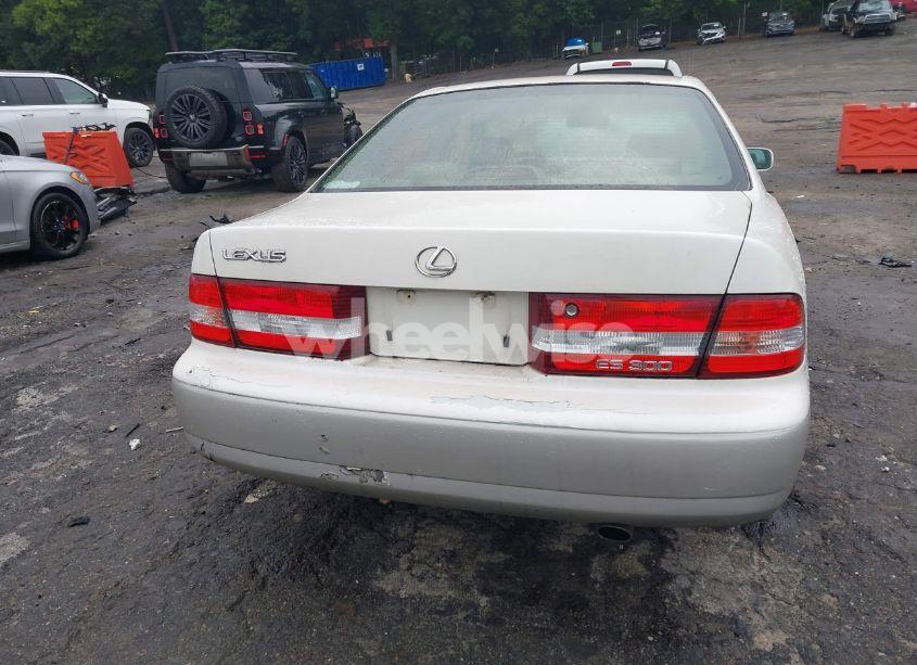 Photo 16 of 2001 Lexus Es 300 (VIN JT8BF28G410307451)
