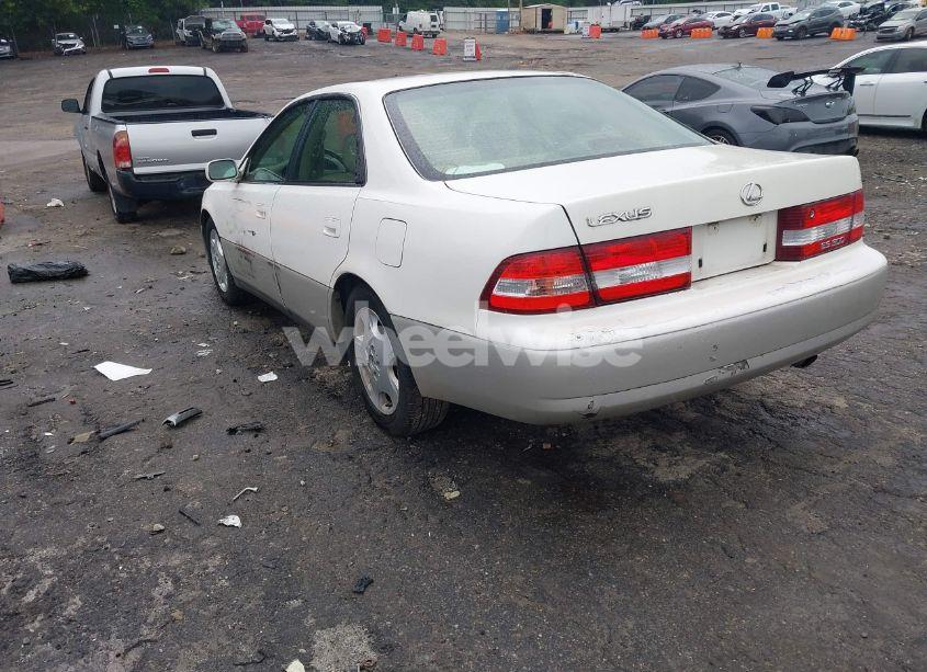 Photo 3 of 2001 Lexus Es 300 (VIN JT8BF28G410307451)