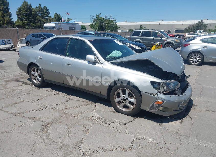 2001 Lexus Es 300 (VIN JT8BF28G415106362) main photo