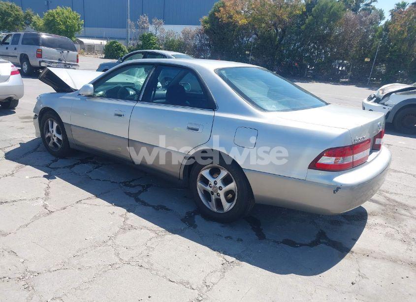 Photo 3 of 2001 Lexus Es 300 (VIN JT8BF28G415106362)