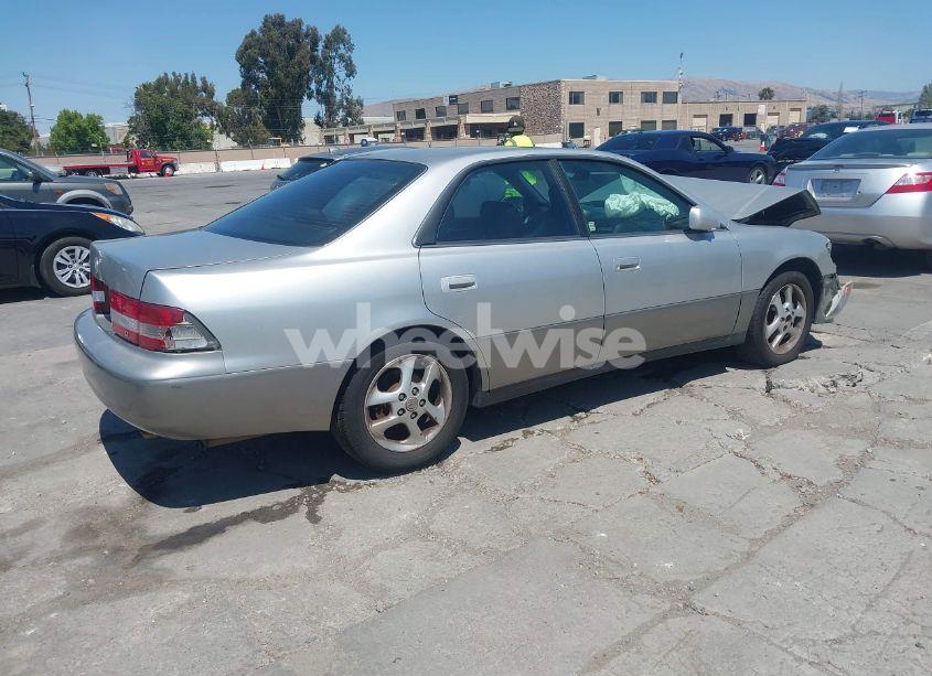 Photo 4 of 2001 Lexus Es 300 (VIN JT8BF28G415106362)