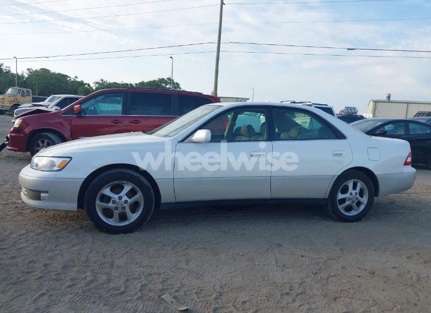 Photo 14 of 2001 Lexus Es 300 (VIN JT8BF28G610332982)