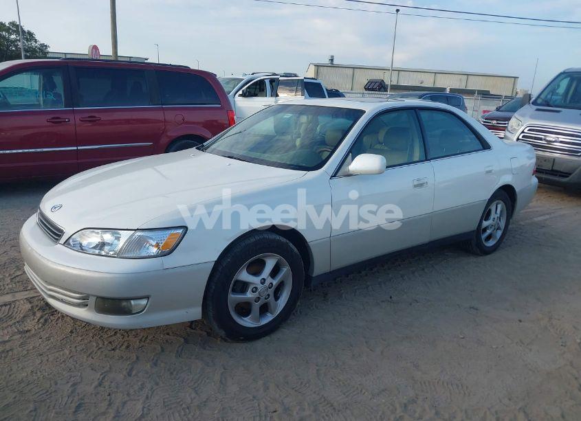 Photo 2 of 2001 Lexus Es 300 (VIN JT8BF28G610332982)