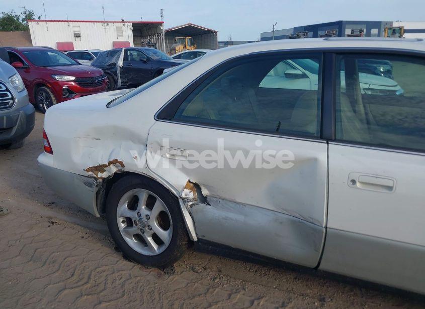 Photo 6 of 2001 Lexus Es 300 (VIN JT8BF28G610332982)