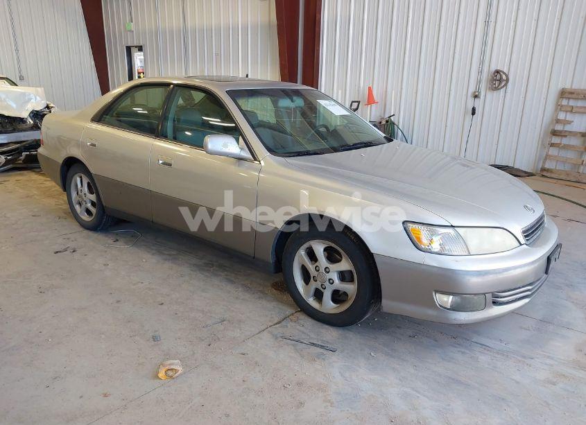 2001 Lexus Es 300 (VIN JT8BF28G710305676) main photo