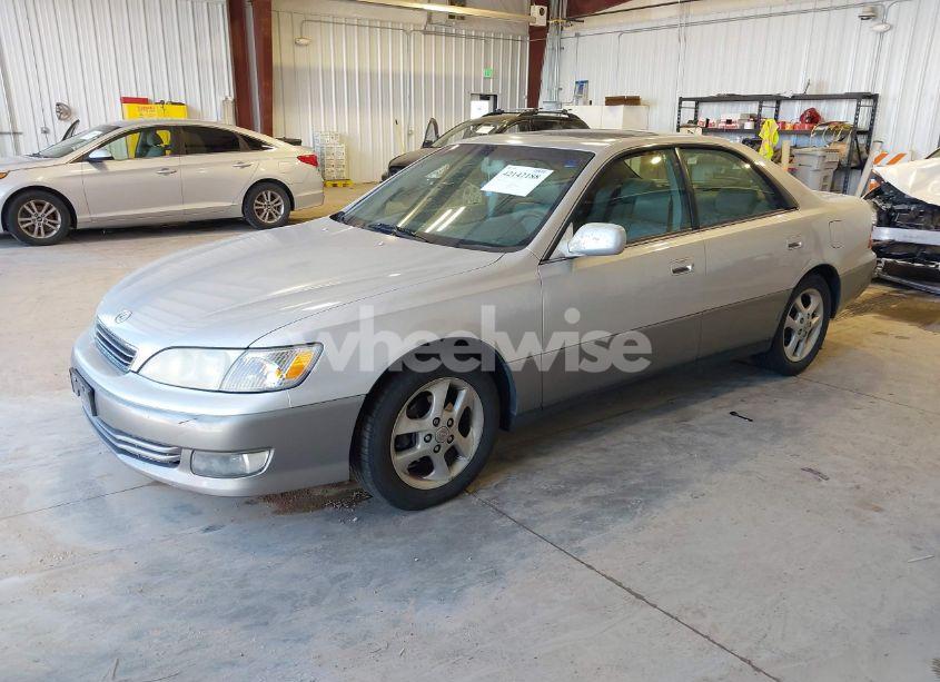 Photo 2 of 2001 Lexus Es 300 (VIN JT8BF28G710305676)