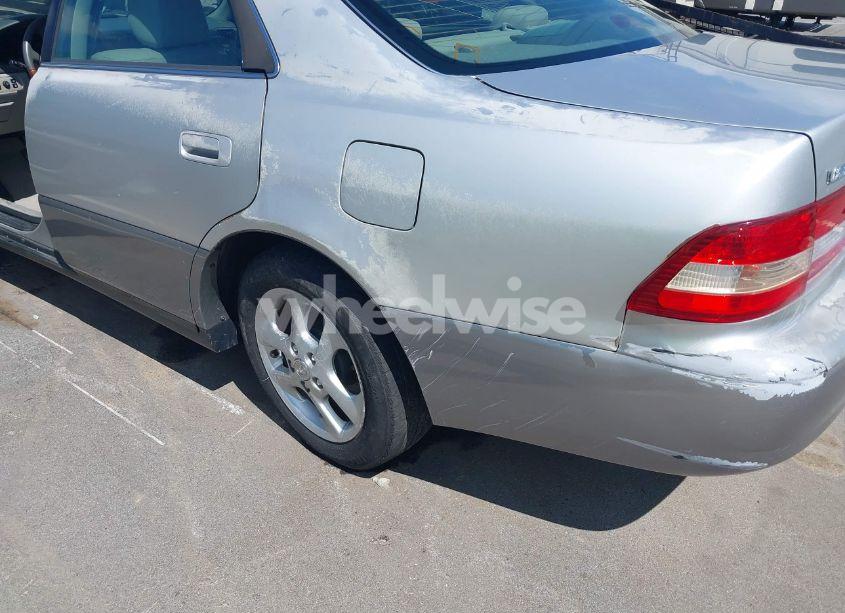 Photo 12 of 2001 Lexus Es 300 (VIN JT8BF28G910303864)