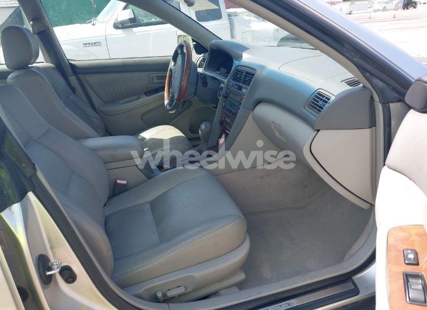 Photo 5 of 2001 Lexus Es 300 (VIN JT8BF28G910303864)