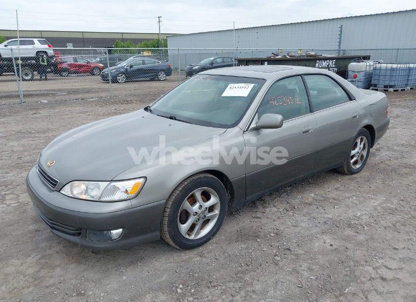 Photo 2 of 2001 Lexus Es 300 (VIN JT8BF28G910332295)