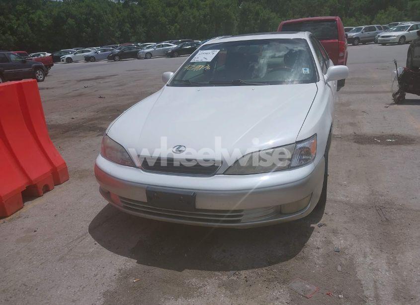 Photo 6 of 2001 Lexus Es 300 (VIN JT8BF28GX10319894)